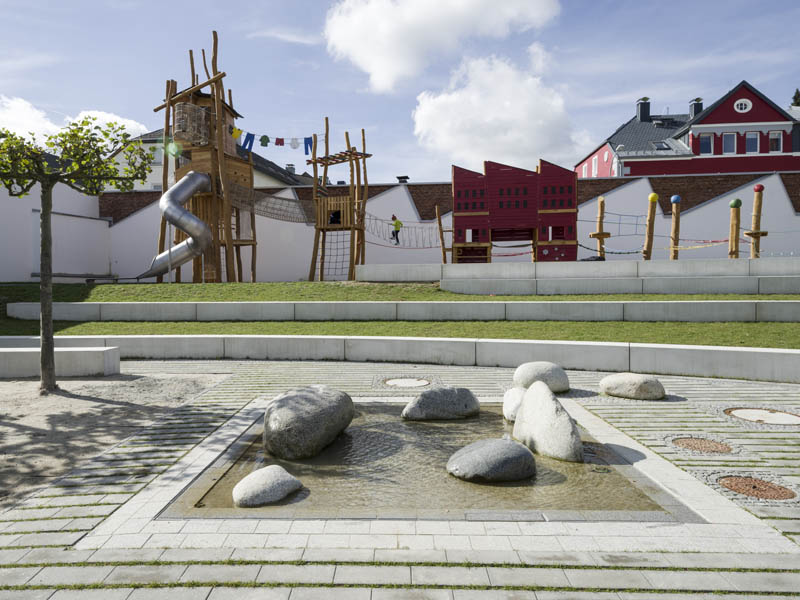 Neugestaltung Innenhof Weberei Helmbrechts