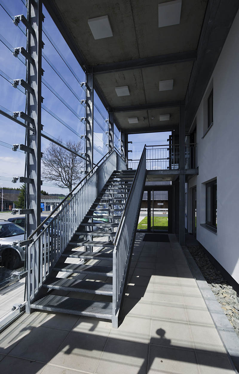 Stahltreppe mit Glas